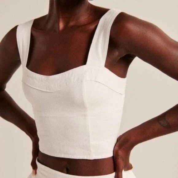 Abercrombie & Fitch Tops - Abercrombie & Fitch White Corset Tank Top | Size M | EUC 🤍